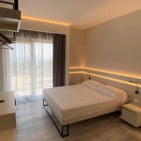 Aether - Free Private Parking Bed & Breakfast