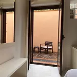 Aether - Free Private Parking B&B 트로페아