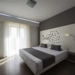 Aether - Free Private Parking B&B