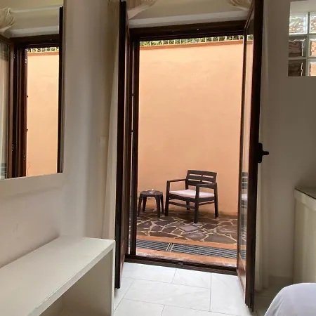 Aether - Free Private Parking Bed and breakfast Tropea