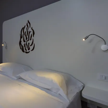 Bed and breakfast Aether - Free Private Parking