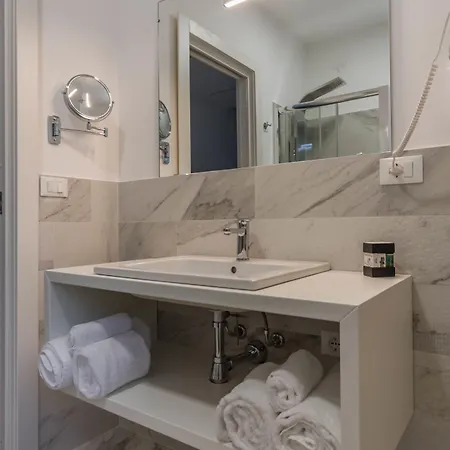 Aether - Free Private Parking Bed and breakfast 4*