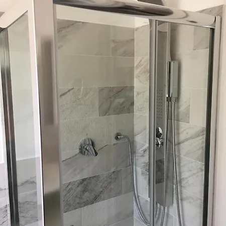 Aether - Free Private Parking Tropea