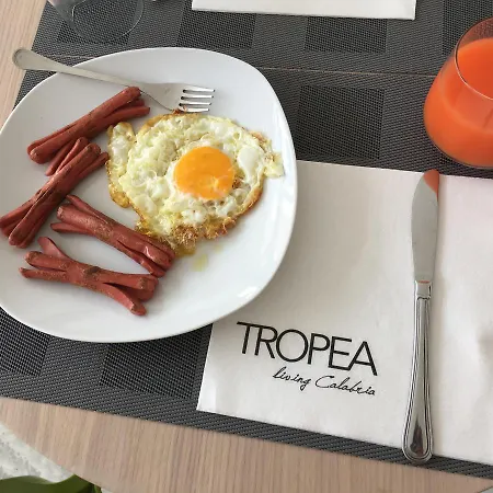 Bed and breakfast Aether - Free Private Parking 4*