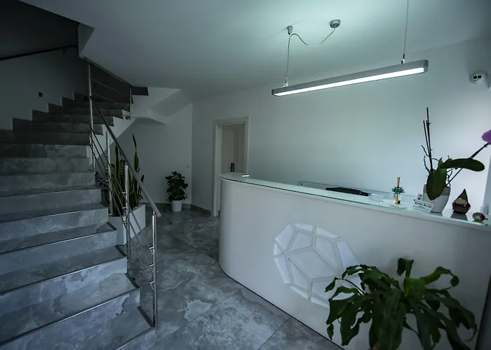 Aether - Free Private Parking Tropea