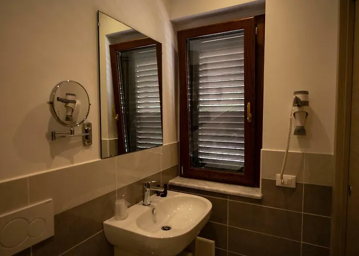 Aether - Free Private Parking Tropea