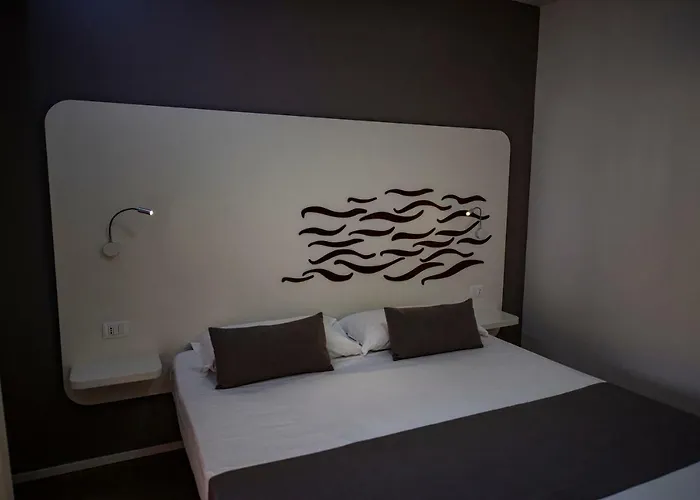 Aether - Free Private Parking Alojamento de Acomodação e Pequeno-almoço 4*